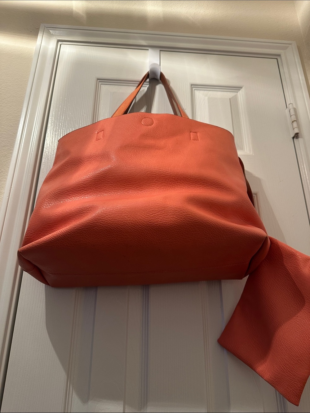 Bass Coral Orange Leather Tote with Matching Wristlet - Picture 6 of 11